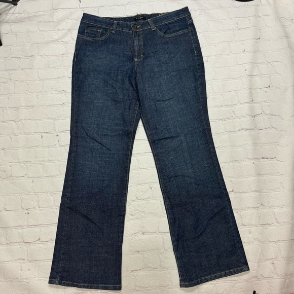 NINE WEST JEANS boot cut women’s denim pants Size 12/30 GUC - Picture 9 of 14
